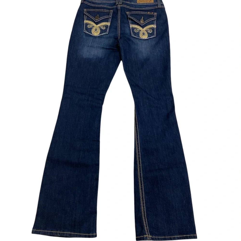 Seven7 Women's Boot Cut Jeans Size 8 Back Pocket Embroidery Festival Denim - Picture 13 of 16
